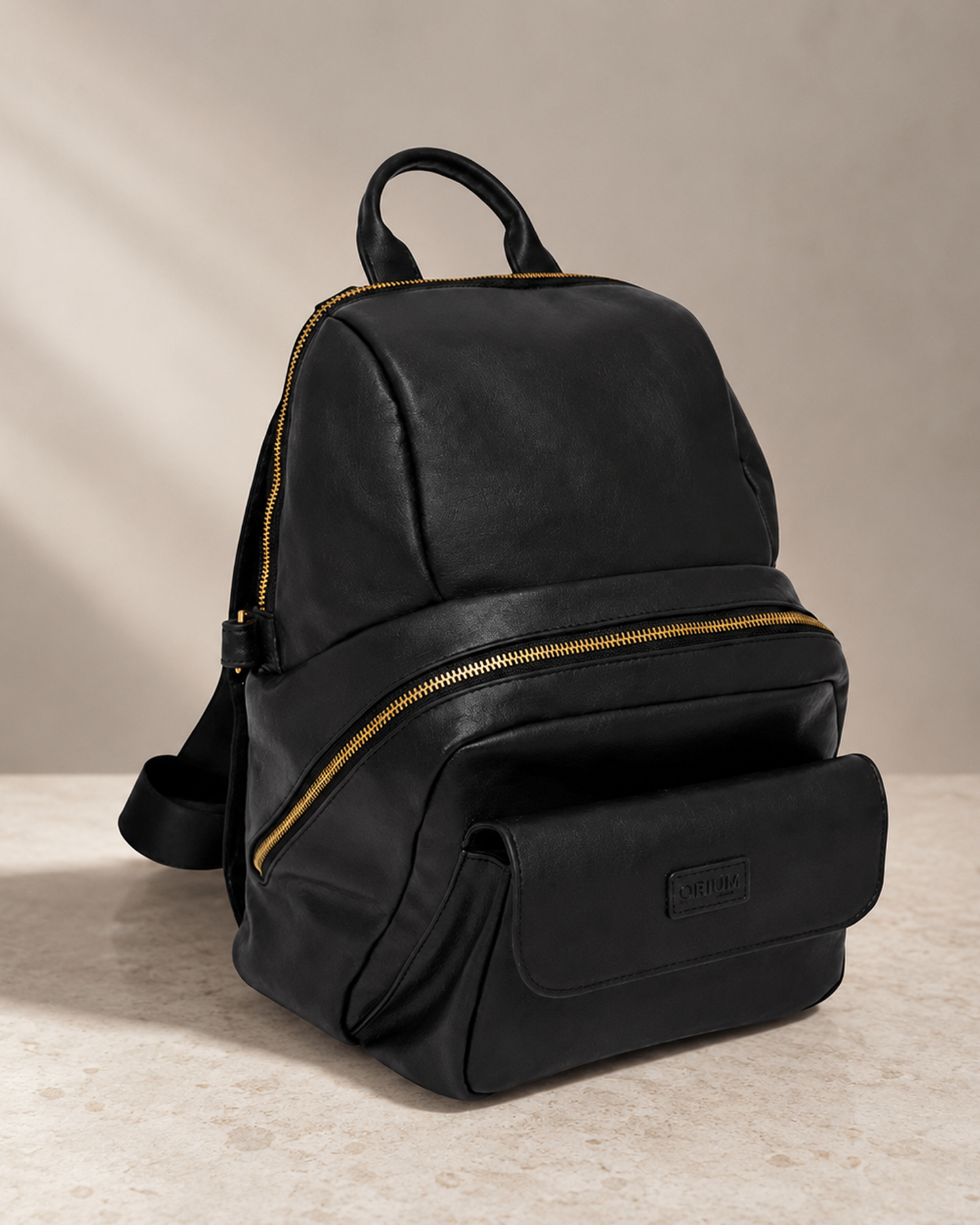 The Cári Carrier